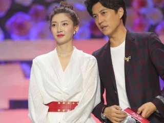 【完美体育投注】23周年庆新华保险河南分公司情暖信阳老区学子(图2) 完美体育平台